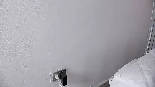 Ashlyaurora online show from April 27, 3:36 am