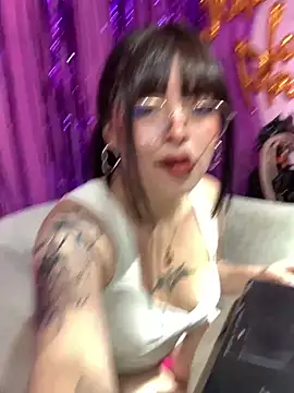 Snapshot of Valu_euphoria chatting on October 16, 8:55 pm Valu euphoria online show from October 16, 8:55 pm