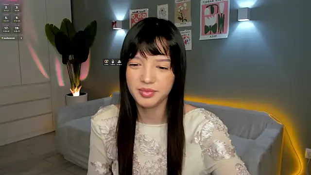 Snapshot of RikoAsada chatting on October 11, 7:24 am RikoAsada online show from October 11, 7:24 am
