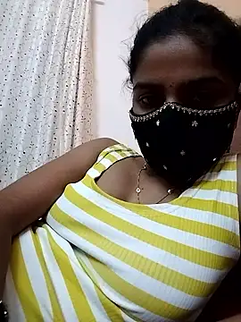 Snapshot of fuungirl38 chatting on September 11, 6:41 pm fuungirl38 online show from September 11, 6:41 pm