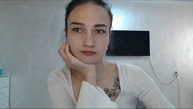 RoyalDessertt online show from January 19, 10:00 am