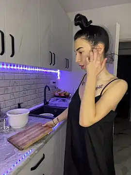 Celine Roxelle online show from January 9, 4:22 pm