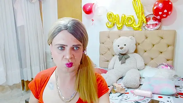 Dolldirtyxxx online show from March 1, 7:57 pm