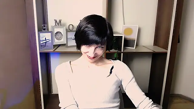  AngeliaFlow  online show from December 17, 7:23 am