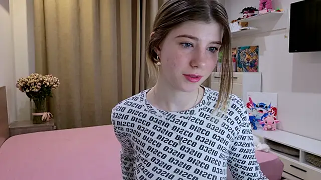 Bella amory online show from March 10, 8:57 pm