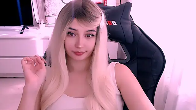 beauty blonde online show from October 12, 5:54 am