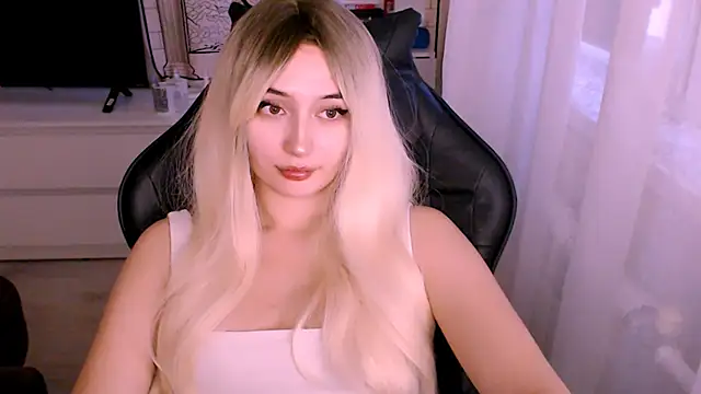 beauty blonde online show from October 19, 1:18 am