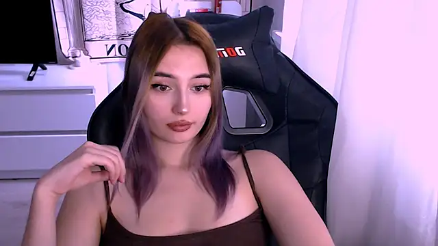 beauty blonde online show from October 8, 5:56 am