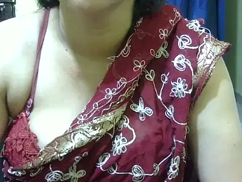 Snapshot of Your_cutiepie_ chatting on October 7, 6:01 pm Your cutiepie online show from October 7, 6:01 pm
