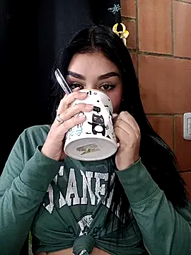 Snapshot of soy_valu chatting on September 16, 1:35 am soy valu online show from September 16, 1:35 am