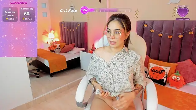 Snapshot of Samyy_Johnson chatting on October 16, 1:25 pm Samyy Johnson online show from October 16, 1:25 pm