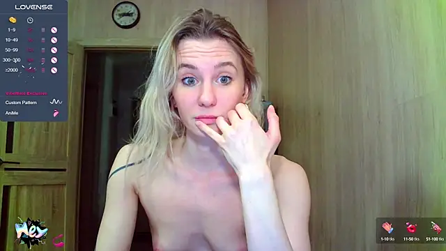 Snapshot of Caramel_piegirl chatting on October 6, 8:46 pm Caramel piegirl online show from October 6, 8:46 pm
