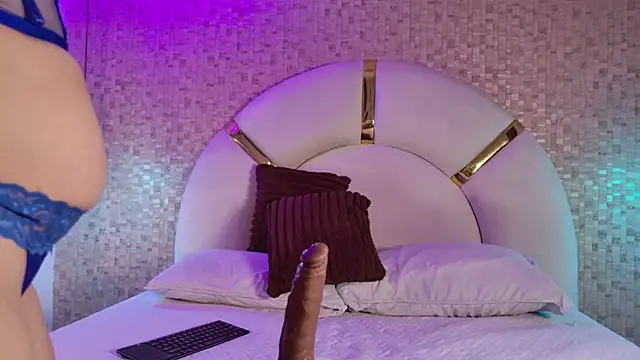 lissa palmer online show from February 8, 3:32 am