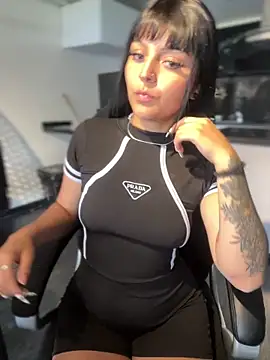 Dulce  Boyd online show from September 17, 1:42 pm