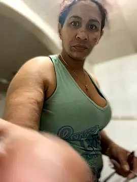 Carola-Ross online show from October 17, 7:06 pm