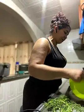 Carola-Ross online show from October 1, 7:30 pm