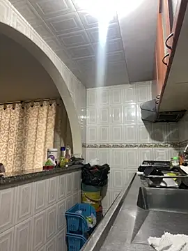 Carola-Ross online show from April 10, 4:57 pm