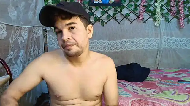 leandro49112 online show from April 13, 4:14 am