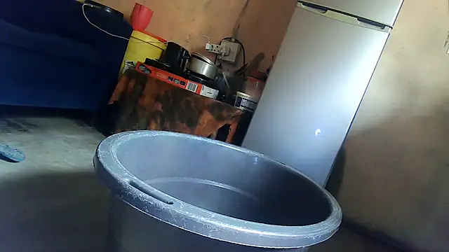Snapshot of 01applebottom chatting on September 29, 10:20 am 01applebottom online show from September 29, 10:20 am