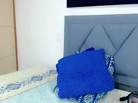 dominic 00 online show from November 15, 9:27 pm