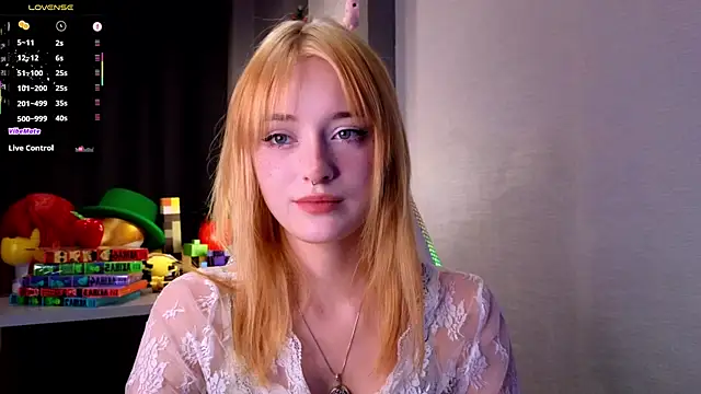 Snapshot of Hisoka_akerley chatting on September 21, 6:39 pm Hisoka akerley online show from September 21, 6:39 pm