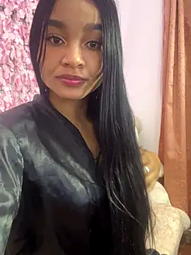 Snapshot of Lynda_Bonnie chatting on October 8, 10:41 am Lynda Bonnie online show from October 8, 10:41 am