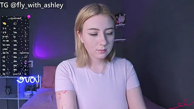 Snapshot of ashley_lovestory chatting on September 30, 7:36 am ashley lovestory online show from September 30, 7:36 am