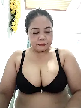 Snapshot of Baby-bigtits2024 chatting on October 18, 1:36 pm Baby-bigtits2024 online show from October 18, 1:36 pm