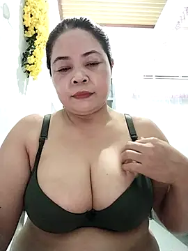 Snapshot of Baby-bigtits2024 chatting on October 7, 1:04 pm Baby-bigtits2024 online show from October 7, 1:04 pm