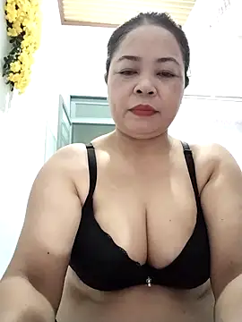 Snapshot of Baby-bigtits2024 chatting on September 12, 9:55 pm Baby-bigtits2024 online show from September 12, 9:55 pm