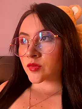 ValentinaOrtiz3 online show from October 20, 7:50 pm