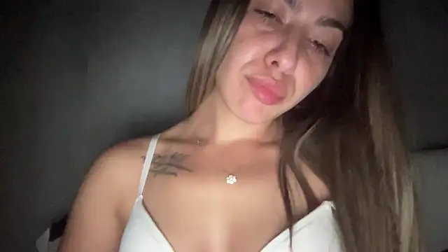 sarrah rossy online show from October 10, 9:09 pm