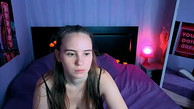 Lika 0ne online show from October 31, 10:30 am