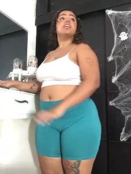 Snapshot of Anitta_bell chatting on October 9, 1:54 am Anitta bell online show from October 9, 1:54 am