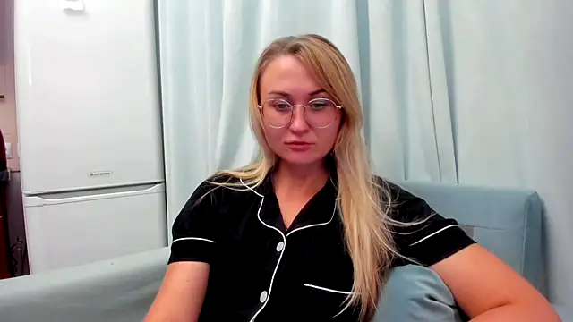 Snapshot of your_Goddess_Eva chatting on September 19, 7:46 pm your Goddess Eva online show from September 19, 7:46 pm