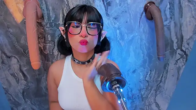 linda sofi   online show from April 8, 8:55 pm