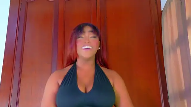 Snapshot of TianahGlow chatting on September 29, 8:14 pm TianahGlow online show from September 29, 8:14 pm