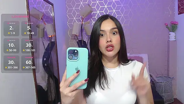 Lana Pearce online show from October 11, 3:59 pm