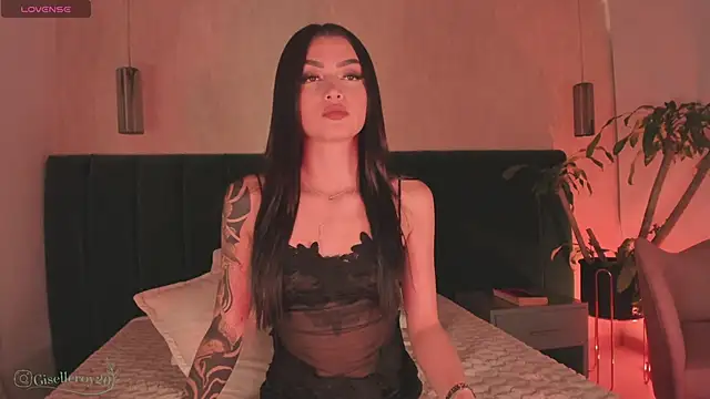 Giselle royy online show from June 10, 8:18 pm