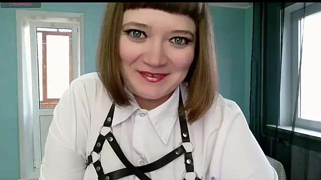 Snapshot of LizaMilfa chatting on October 3, 10:20 am LizaMilfa online show from October 3, 10:20 am