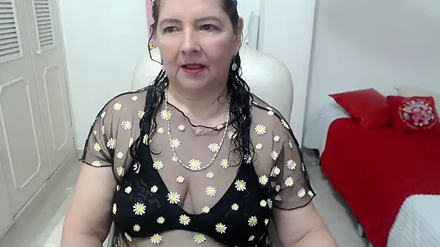 leonela 69 online show from June 4, 10:36 pm