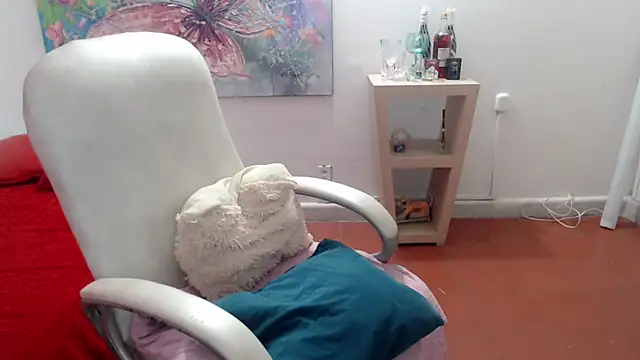 leonela 69 online show from February 19, 1:38 am