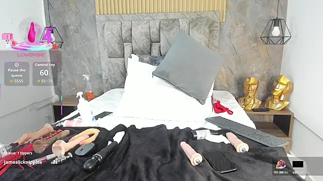 Snapshot of natasha_steele chatting on September 30, 10:36 pm natasha steele online show from September 30, 10:36 pm