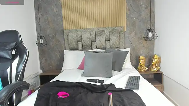 Snapshot of natasha_steele chatting on September 27, 9:22 pm natasha steele online show from September 27, 9:22 pm