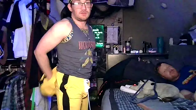 Snapshot of Sk00byJaXxX212 chatting on November 1, 3:54 am Sk00byJaXxX212 online show from November 1, 3:54 am