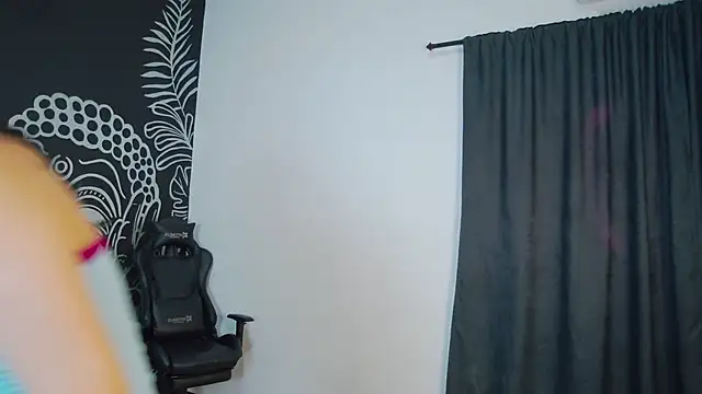 Arii moon online show from February 11, 8:43 pm