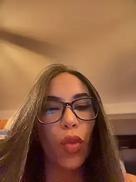 Naatalia online show from March 13, 2:35 am