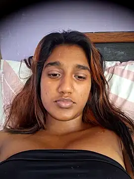 indianpink lips online show from April 17, 10:39 am