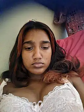 indianpink lips online show from February 13, 11:45 am