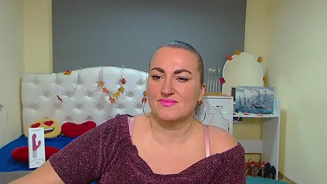 DianaMGG online show from November 19, 6:46 am